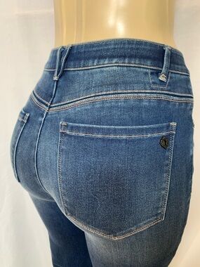 WIT & WISDOM Jeans Women’s Tummy Control Size 6 Straight Leg Mid Wash NWOT